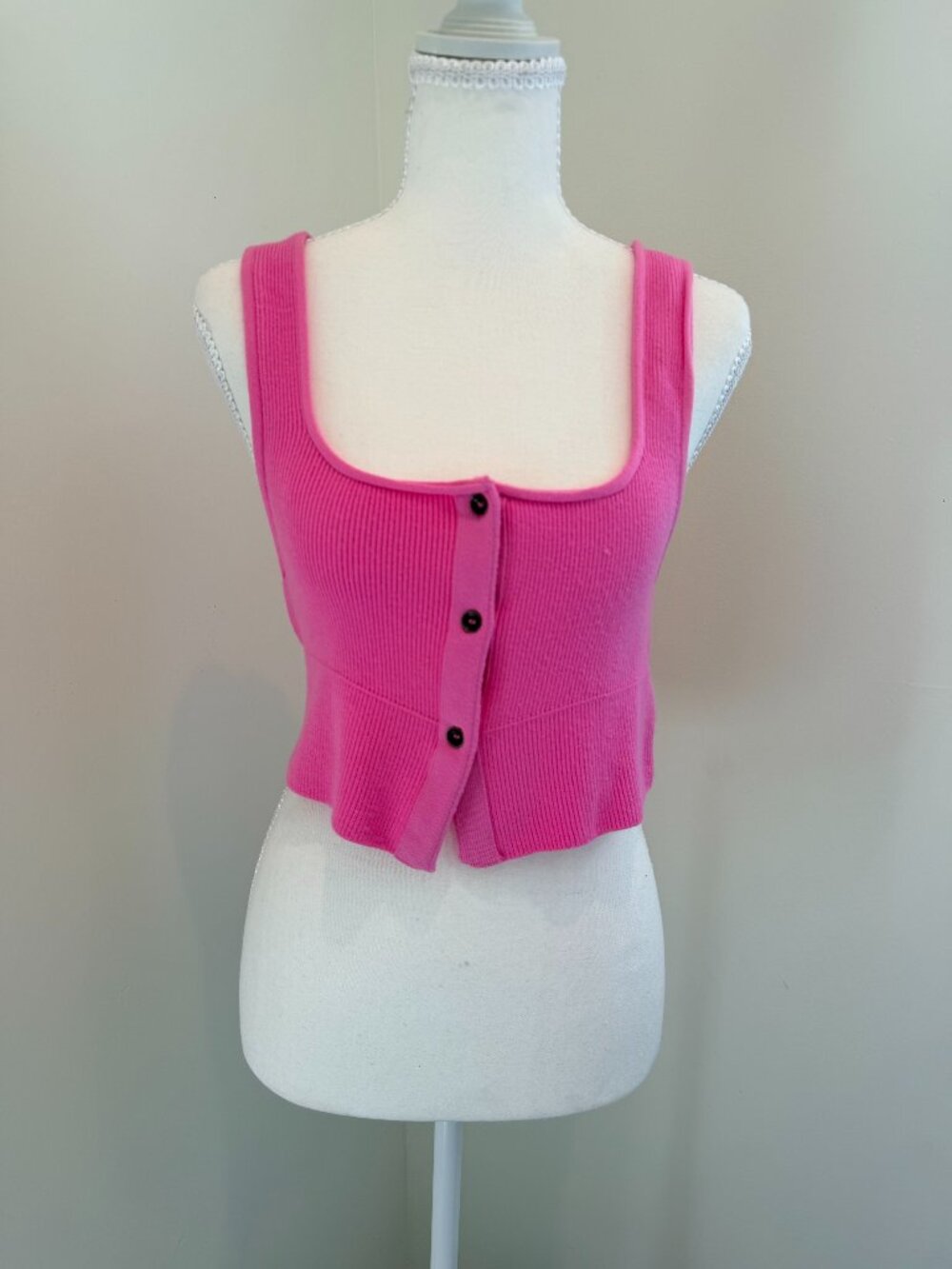 Urban Outfitters Pink Y2K Ribbed Knit Button Front Crop Tank Top Size L